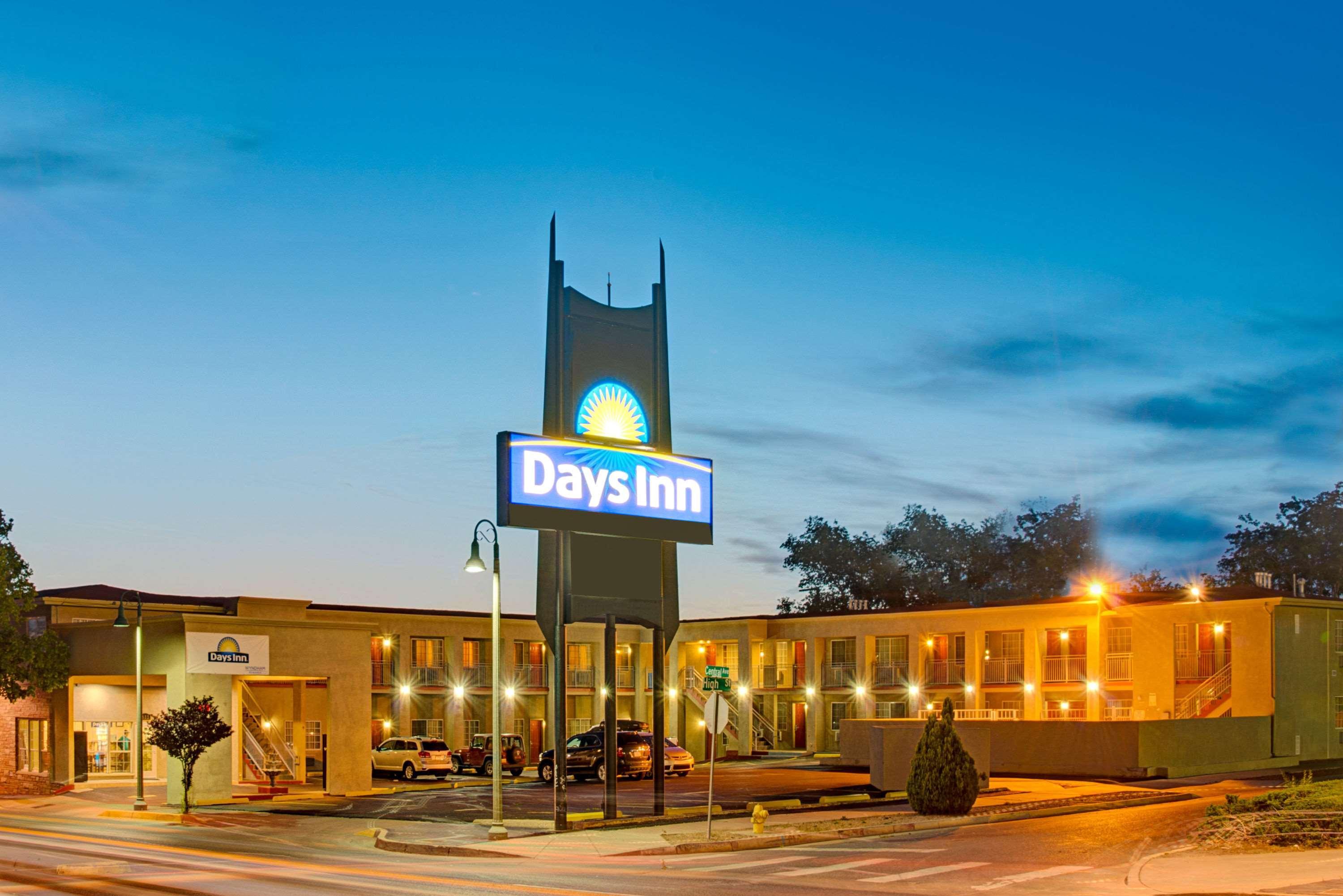 Days Inn By Wyndham Albuquerque Downtown Exterior foto